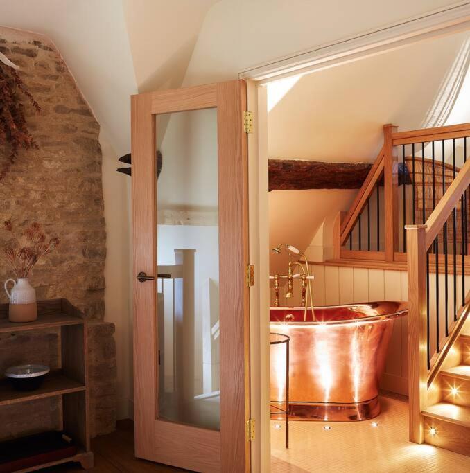 Dawn At The Sun Inn Felmersham, Our Signature Duplex Suite Sharnbrook エクステリア 写真
